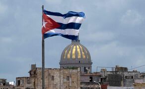 Las 176 reformas aprobadas por Cuba amplían el papel del sector privado y la inversión extranjera en la economía de la isla (18/06/2026). Foto: AFP