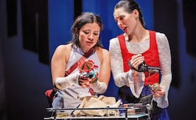 "Alba", una obra en busca de una nueva educación sentimental