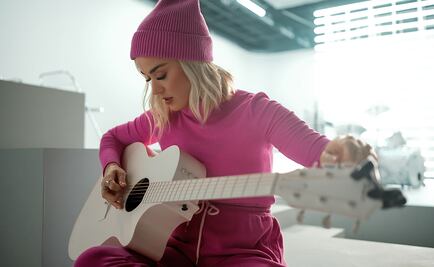 La estrella del pop Katy Perry protagoniza la campaña Holiday 2021 de Gap, ALL TOGETHER NOW