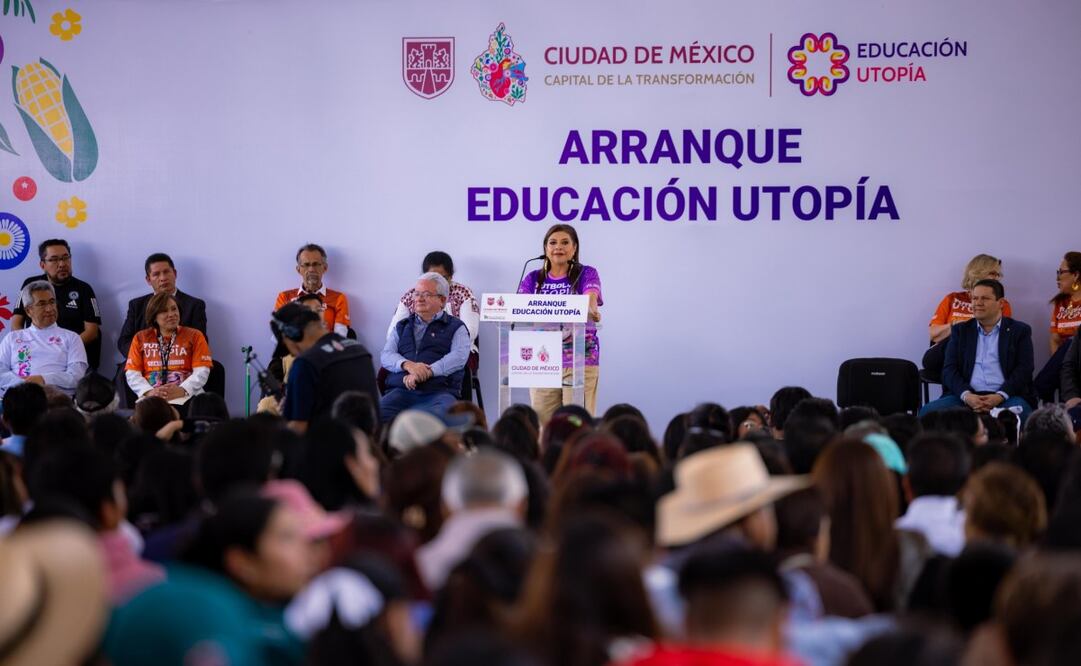 Clara Brugada inaugura "Educación Utopía"
Foto: Especial.