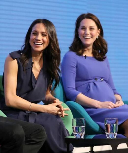 Meghan Markle y Kate Middleton apuestan por el azul y arrasan el Internet