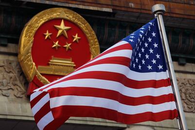 Estados Unidos mete a China en "lista negra" por falta de transparencia fiscal, incluye también a Afganistán