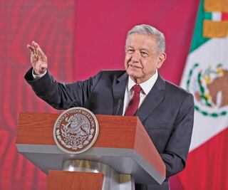 “Estoy a favor de la ciencia y la cultura, no de los privilegios y corrupción”: AMLO