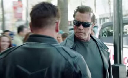 Schwarzenegger sorprende a fans como "Terminator"