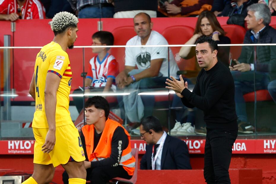Xavi Hernández durante el duelo entre Barcelona y Girona - Foto: AP