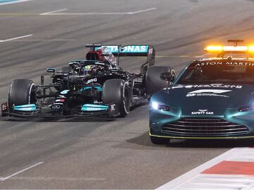 Lewis Hamilton se encuentra en depresión tras perder el campeonato, confirman en Mercedes