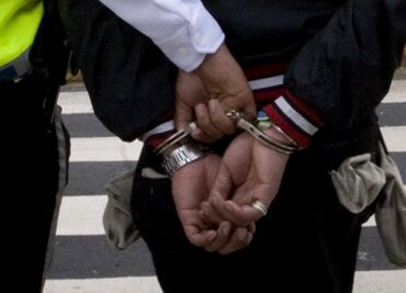 Arrestan a sujeto que irrumpió en casa de alcaldesa de Los Ángeles