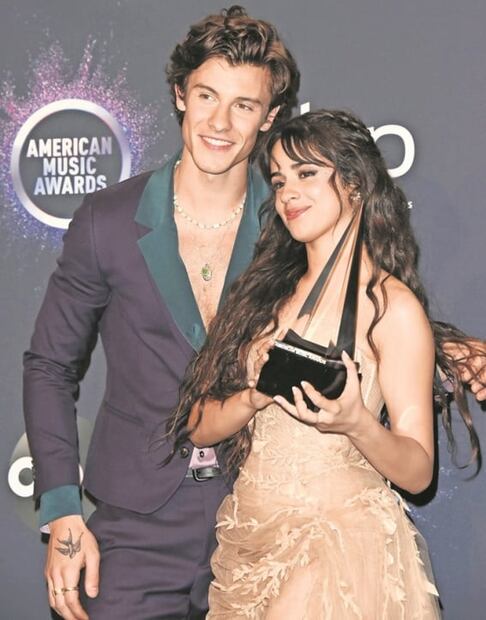 Parejas de famosos que rompieron este 2021