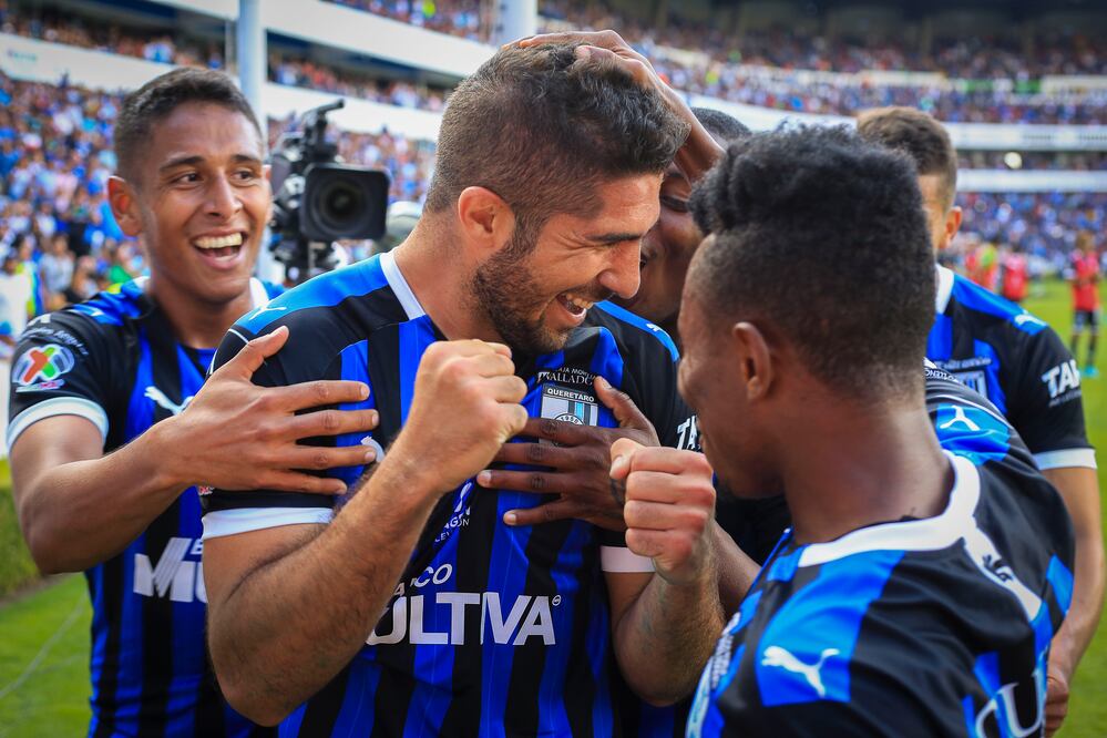 Los de negro y azul suman siete puntos y no han perdido en el certamen (Imago7)