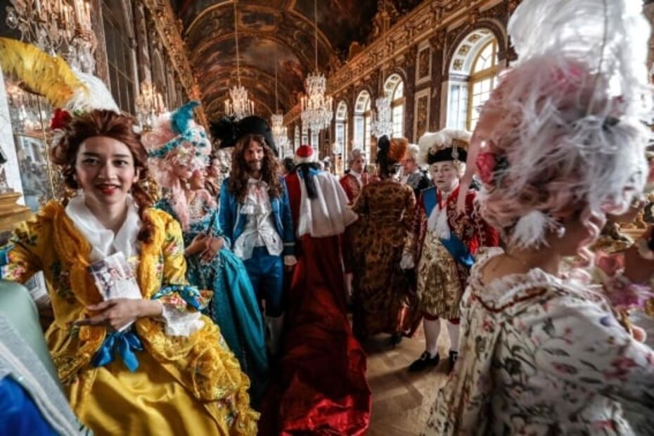 El Palacio de Versalles evoca bailes, excesos y opulencia de María Antonieta