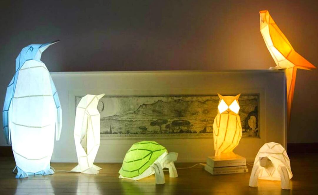 La colección de lámparas OWL paperlamps  hechas de papel con diseños como tortugas, loros y Pingüinos. (Foto: Cortesía Etsy)