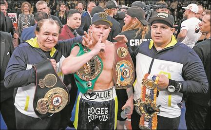 ‘Canelo’ Álvarez renuncia al título sin defenderlo una sola vez