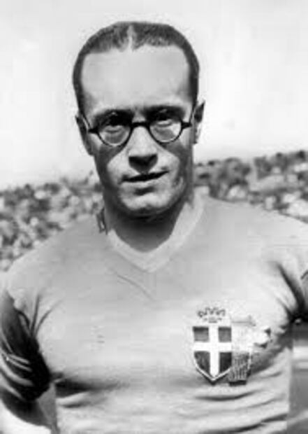 ​Leopold Kielholz, el primer jugador en usar gafas en un Mundial