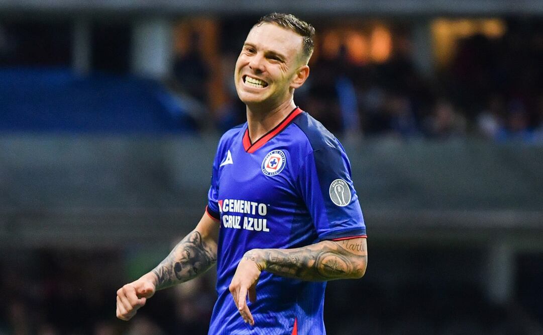 Carlos Rotondi en partido con Cruz Azul - Foto: Imago7