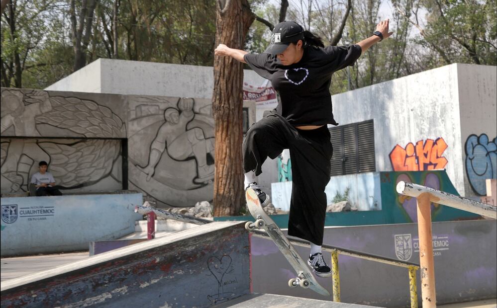 Itzel Granados es una de las “skate girls” más fuertes en México. Foto: Carlos Mejía/EL UNIVERSAL