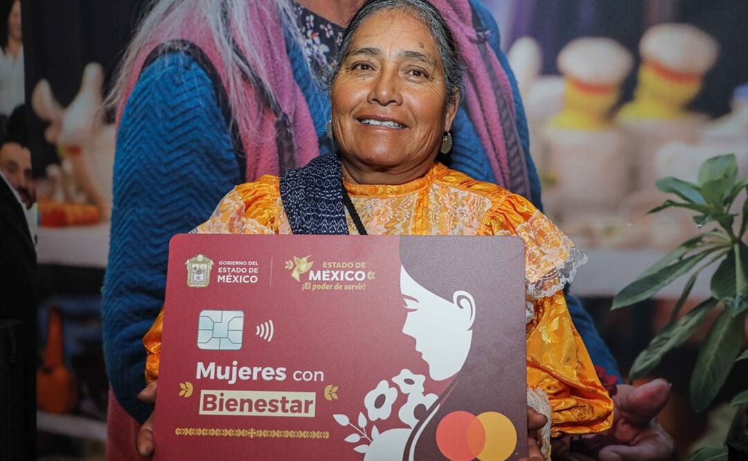 La gobernadora Delfina Gómez indicó que el programa es totalmente gratuito y otorgará 2 mil 500 pesos bimestrales a las mujeres de la entidad de 18 a 64 años. Foto: Especial