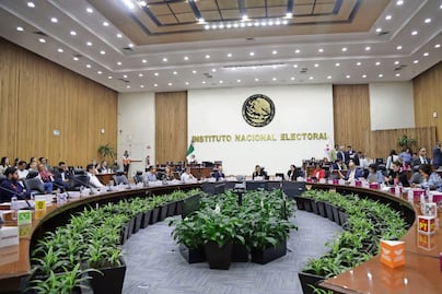 INE proyecta mayoría calificada en Diputados; en Senado se queda a 2