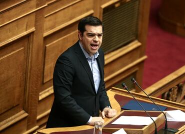 Defiende Tsipras la reforma de pensiones