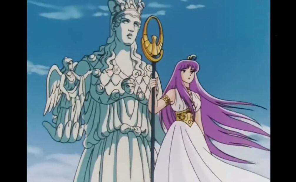 Saori Kido, encarnación moderna de la diosa griega Atenea, se dedica a formar guerreros, aunque también hay ocasiones en que participa de las batallas enviando su “cosmos” a quienes más lo necesiten. Captura de pantalla.