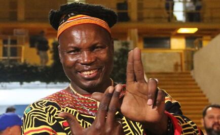 The African prince who likes Mexican soccer