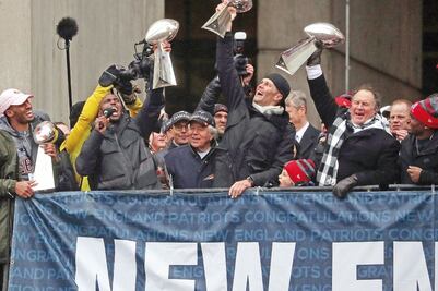 Calientan ambiente con fiesta