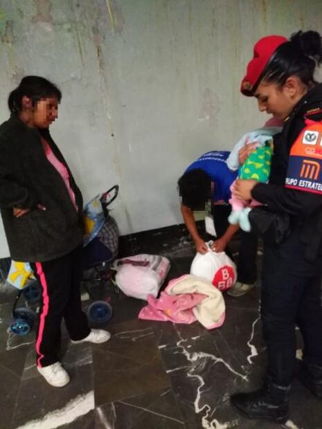 Mujer intenta arrojar a su bebé al Metro de la CDMX