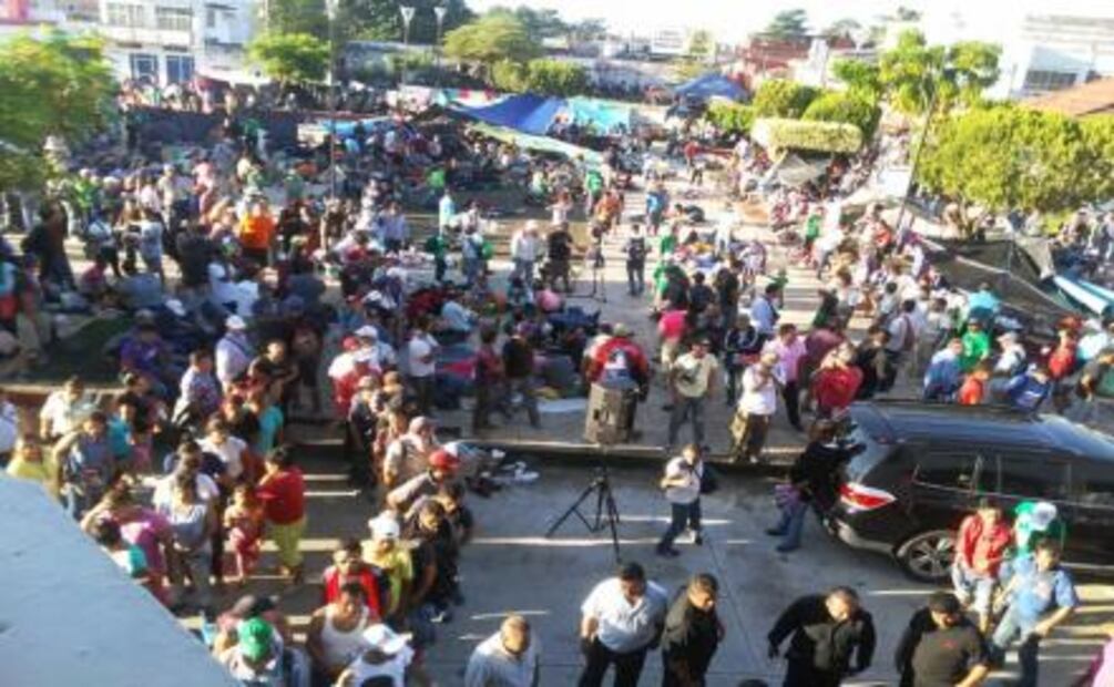 Caravana migrante guarda luto por deceso de su compañero