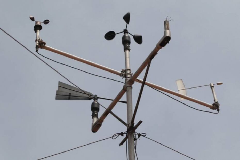 Intensifican monitoreo de ciclones y huracanes