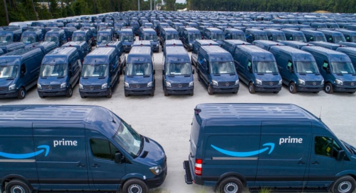 Conductores de Amazon son despedidos por un robot que monitorea su desempeño