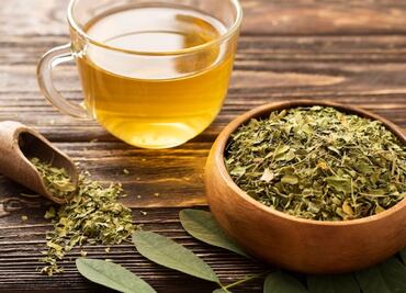 ¿Qué pasa si tomo el té de laurel en ayunas?