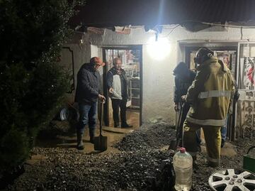 Implementan plan DN-III-E ante los daños ocasionados por las lluvias en dos municipios de Hidalgo; evacuan a familias afectadas