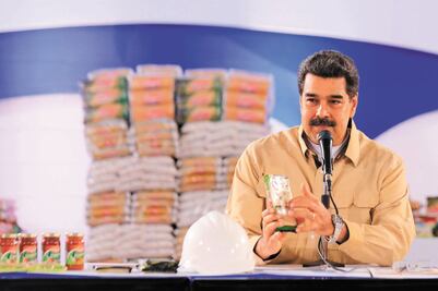 Maduro desplegará sistema de defensa en frontera con Colombia