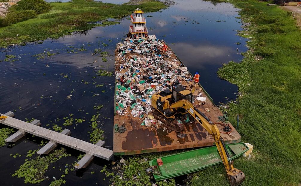 Ríos de la Amazonía usados por redes criminales también enfrentan contaminación por actividades ilegales que afectan a las comunidades indígenas. Foto: AFP