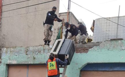 Rescatan a 14 perritos maltratados tras operativo en colonia Obrera