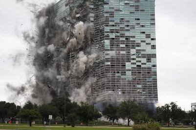 Torre Hertz: así fue la implosión del edificio abandonado de 22 pisos en Louisiana