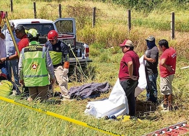 Mueren 2 trabajadores de alcantarilla intoxicados