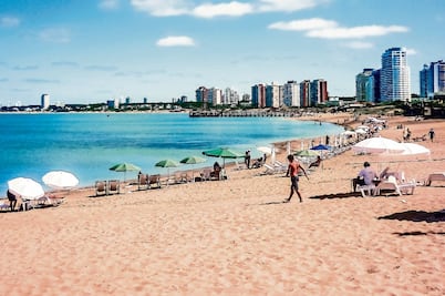 "Nos obligaron", dicen mexicanos detenidos por robo en Uruguay 