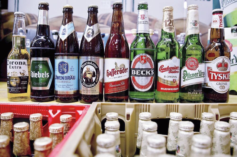 La cervecera AB InBev concentra 20.8% del mercado mundial, mientras que SABMiller alcanza 9.7% de participación (EFE)