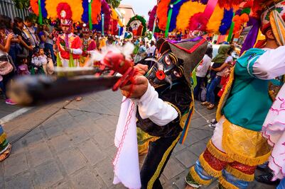 En fotos: así celebra Oaxaca la Guelaguetza en las calles
