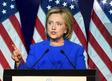 Publicarán hoy 7 mil páginas de correos de Hillary