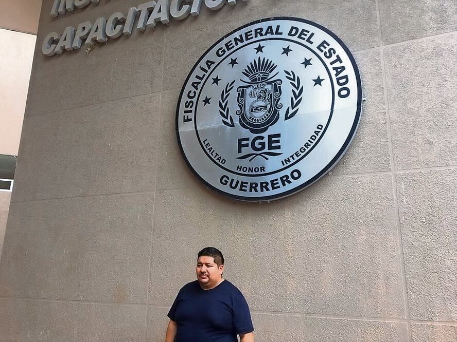 El padre José Filiberto Vázquez rindió ayer su declaración en la Fiscalía estatal. Foto: Arturo de Dios Palma / El Universal