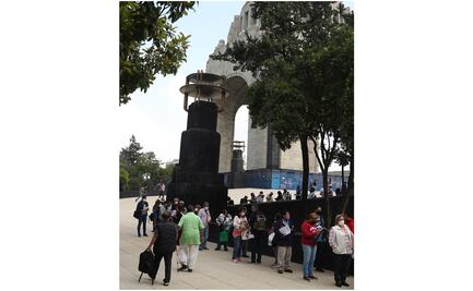 Tras filas kilométricas, Bienestar abrirá nuevos módulos para trámite de pensiones