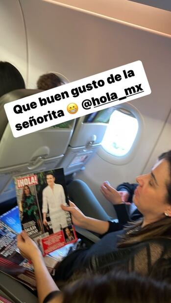 Una pasajera de avión le sacó una sonrisa a Galilea Montijo con este gesto