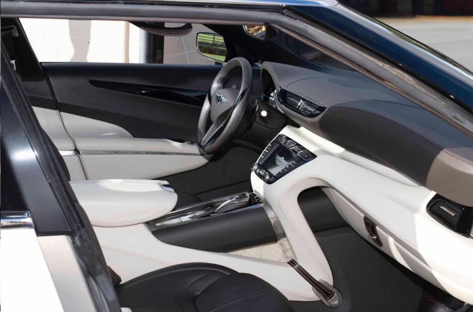 El concepto de la primer camioneta de Aston Martin será subastada.
Fotos: Collecting Cars