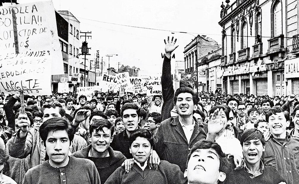 Una de varias manifestaciones estudiantiles en la Ciudad de México, desarrollada en julio de 1968