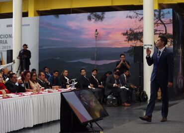 Oradores de EL UNIVERSAL 2019 emiten manifiesto como símbolo de respeto al Licenciado Ealy Ortiz