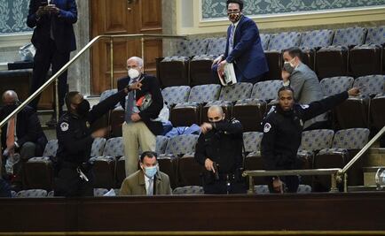 "Fui testigo del asalto al Capitolio": fotógrafo de AP narra experiencia del 6 de enero de 2021