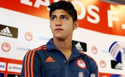 Pulido debuta en Copa con Olympiacos