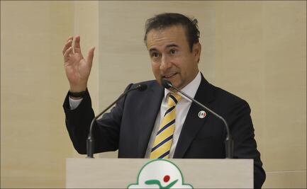 Presidente de la FMT lo destituyen; al día siguiente lo reeligen