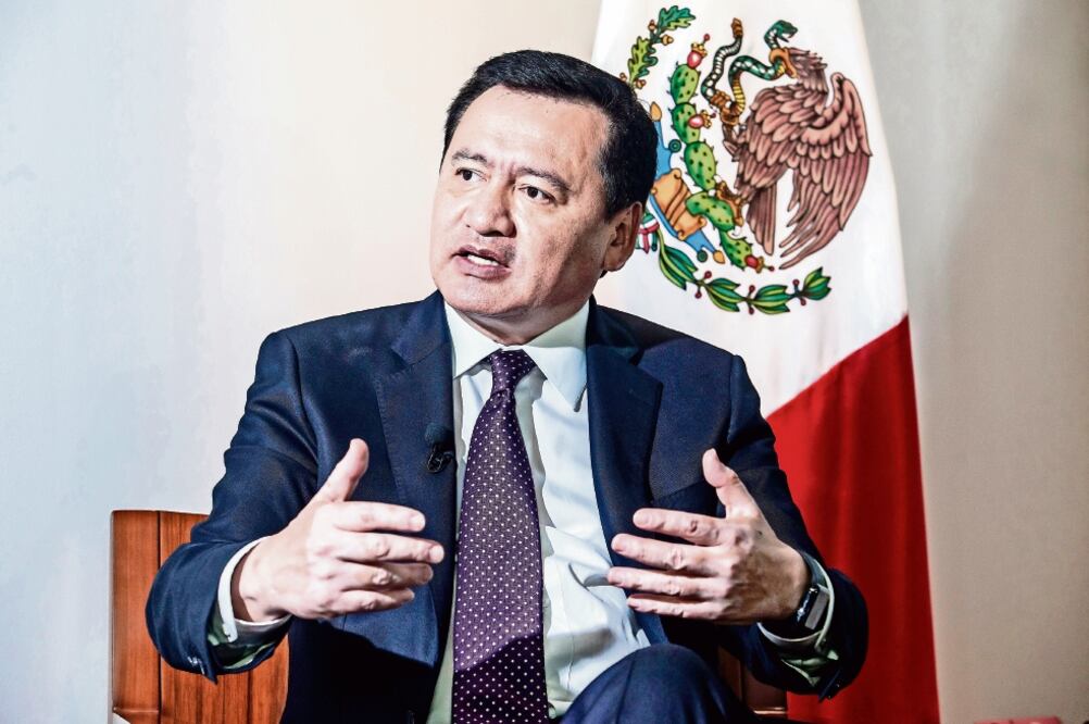 Miguel Ángel Osorio Chong, secretario de Gobernación, declaró que con resultados se afianzará el respeto y la confianza de la ciudadanía en sus policías (ARCHIVO EL UNIVERSAL)